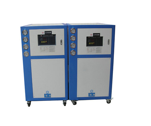 【東莞工業(yè)冷水機】低調(diào)運行才是您終的選擇！