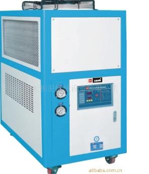 【工業(yè)冷水機(jī)廠家】專業(yè)為工廠大型工程設(shè)計