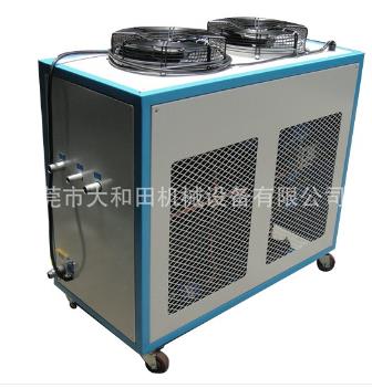 【小型冷水機】冷循環(huán)，讓降溫簡單