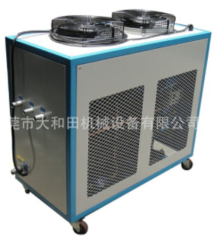 小型冷水機的作用可大了！